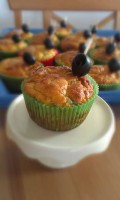 Muffin s parmezánom a bylinkami